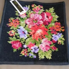 タグ付き新品‼️ 花柄タオルハンカチ Lake Alster 花