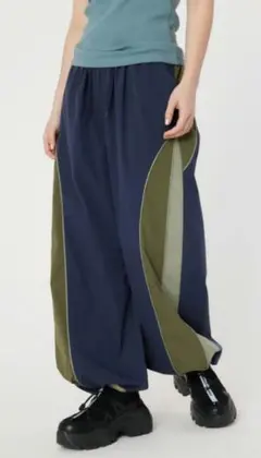 Item thumbnail for item b7b7a07f-d67a-4cc9-8788-19f3d712f0d5