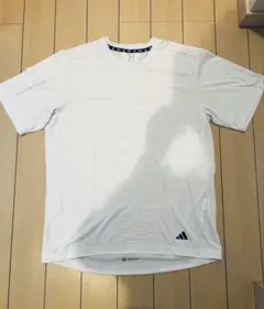 美品 adidas YOGA ホワイト Tシャツ