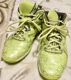 MIZUNO WAVE DIVERSE フィットネスシューズのサムネイル
