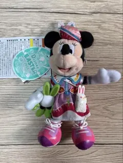 【新品ダグ付き】ミニー　イースター　ぬいぐるみバッジ　2022