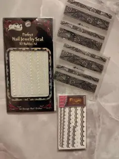 新品あり　レースシール　Fugicネイルシール ブラック＆ホワイト