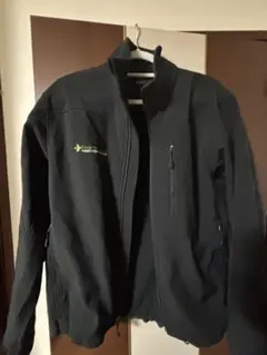Kirkland コストコ ソフトシェルジャケット　ブラック Mサイズ