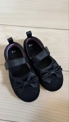黒リボン付きフォーマルシューズ　17cm