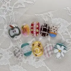 887.現品ネイルチップ　ちぐはぐ個性派のカラフルフラワーぐるぐるネイル