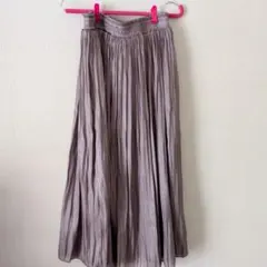 グレー プリーツスカート
