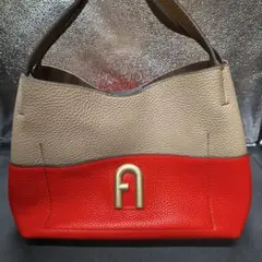 FURLA　フルラ　レディース　レザー ショルダーバッグ ベージュ/オレンジ