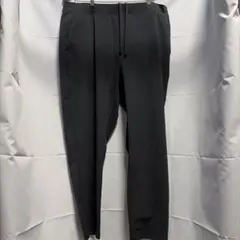 ユニクロ ウルトラストレッチアクティブテーパードパンツ ドライEX メンズXL