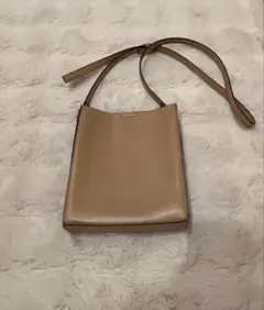 Niko and… ニコアンド ベージュ ショルダーバッグ