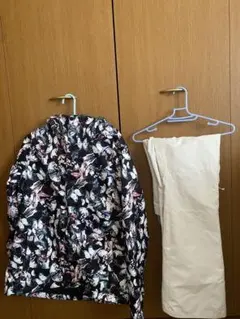 VOLCOM 花柄 スノーボードウェア Mサイズ 上下セット