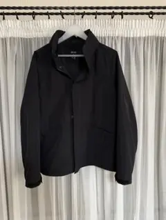 ユニクロ　ウィンドプルーフスタンドブルゾン 464918