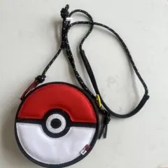 LEVI’S® x POKÉMON 限定コラボショルダーバッグ