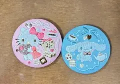 サンリオ 刺繍缶バッジ　ハローキティ　シナモロール