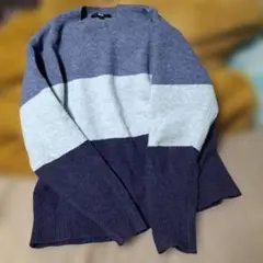 ユニクロ　スフレヤーン　クルーネックセーター　ボーダー　S　青系