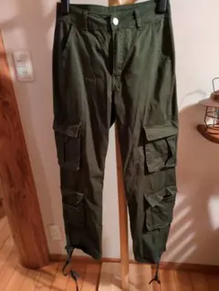 Item thumbnail for item ef4183d9-f17f-4095-a9c9-4159251368cc