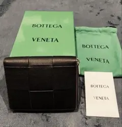 【新品未使用】格安　BOTTEGA VENETA 二つ折り財布 ブラックカセット