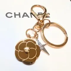 【限定価格】CHANEL 2025 シャネル チャーム キーホルダー カメリア