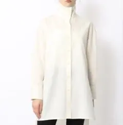 CABaN✨　ウールツイル　ハイネック　長袖シャツ　アイボリーのサムネイル