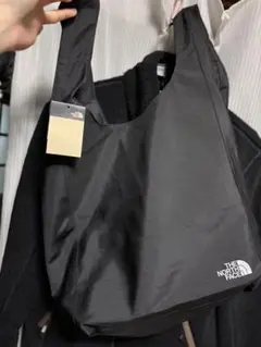 THE NORTH FACE ブラック トートバッグのサムネイル