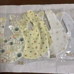 ベビー用スタイ　よだれかけ　4枚セット