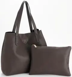 お値下げ☆新品・未使用☆ ダークブラウン トートバッグ ポーチ付きブラウン