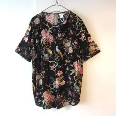 未使用品　H&M　薄手　花鳥柄　半袖トップス　黒