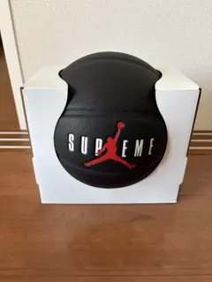Supreme Jordan バスケットボール ブラック　新品のサムネイル