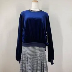 美品 ビームスハート スウェット ブルー リボン ベロア クロップド丈のサムネイル