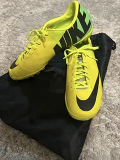 Nike Mercurial サッカートレーニングシューズ