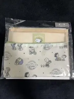 新品・未使用　スヌーピー　ポーチ2点セット