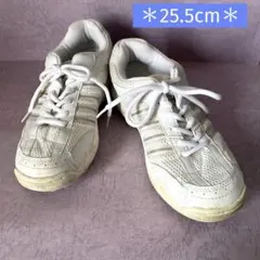 スニーカー　スポーツシューズ