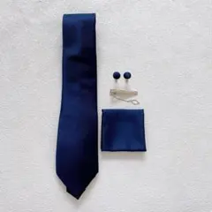 ✨即購入OK✨ ネクタイ ネクタイピン カフスボタン チーフ 4点 プレゼント