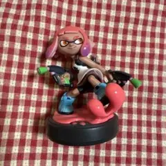 スプラトゥーン　ネオンピンクガール　amiibo