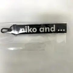 niko and ... ロゴストラップキーホルダー