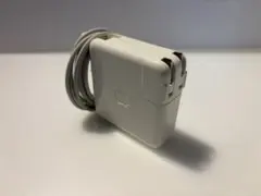 ■【中古】Apple 60W MagSafe Power Adapter