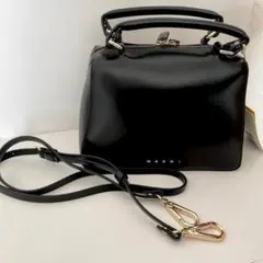 MARNI kids エンボスロゴ スクールバッグ 黒 - メルカリ
