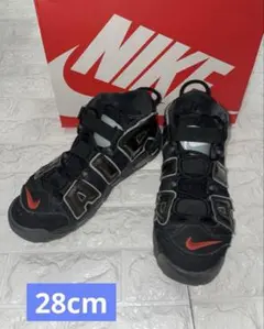 アップテンポ スニーカー