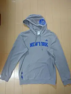 アディダストレーナー