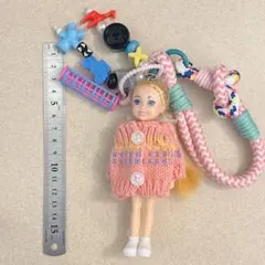 韓国トレンド バービー キーホルダー チャーム 人形 キーリング　ピンクセーター