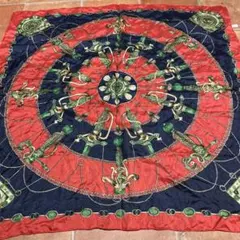 ビンテージ装飾的な植物モチーフのスカーフ