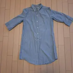 UNIQLO ライトブルー綿シャツ 七分袖
