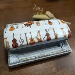 ♪メガネケース　眼鏡　楽器　音楽柄　デコパージュ　ハンドメイド♪