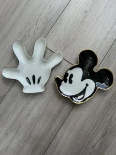 ミッキーマウスデザイン小皿2枚セット