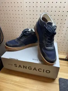 新品箱付』via SANGACIO スニーカー ブラック ホワイトUS 9.5 - メルカリ