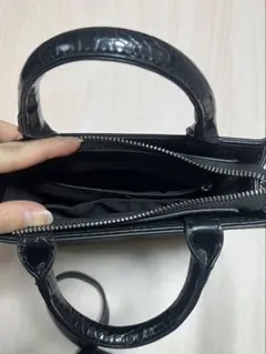 クロコダイル風黒ショルダーバッグ