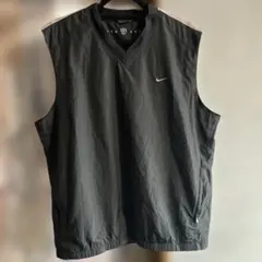 NIKE GOLF ナイロン　ベスト