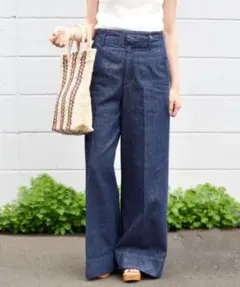 センタープレスハイウエストデニムワイド インディゴ ワイドデニムパンツのサムネイル