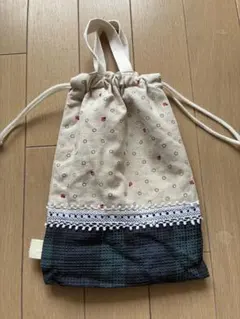 上履き袋　上靴入れ　入園　ハンドメイド　てんとう虫　リバーシブル