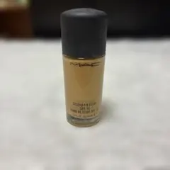 MAC スタジオ フィックス フルイッド ファンデーションNC30 M・A・Cのサムネイル