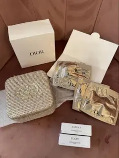 Dior 2025年ホリデー限定　ジュエリーボックス
